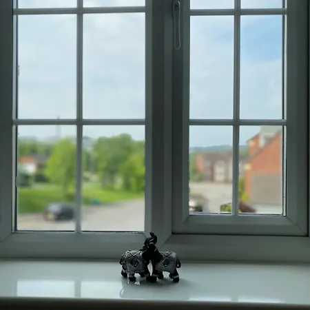 The Retreat - 4 Bedroom Townhouse Tatil Evi