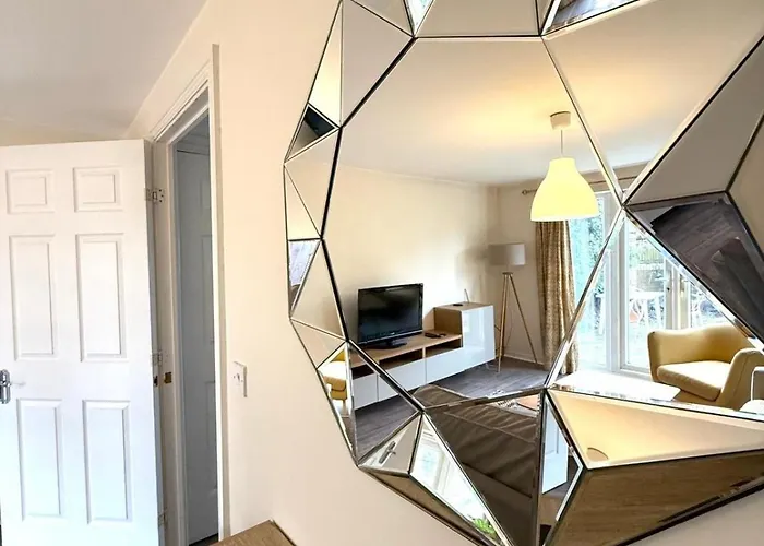 The Retreat - 4 Bedroom Townhouse 度假居 *