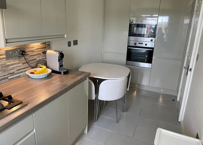 度假居 The Retreat - 4 Bedroom Townhouse 利兹